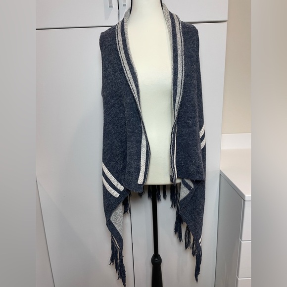 Anthropology Paper Crane Ethereal Wrap Vest Sleeveless Blue Taupe Reversible - Picture 8 of 8